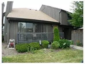 61 Westgate Dr, Edison, NJ 08820 photo 1