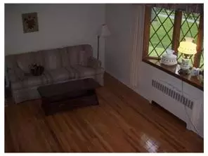 33 Mead Ave, Middlesex, NJ 08846 photo 11