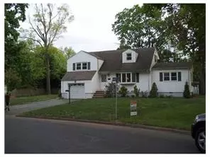 33 Mead Ave, Middlesex, NJ 08846 photo 1