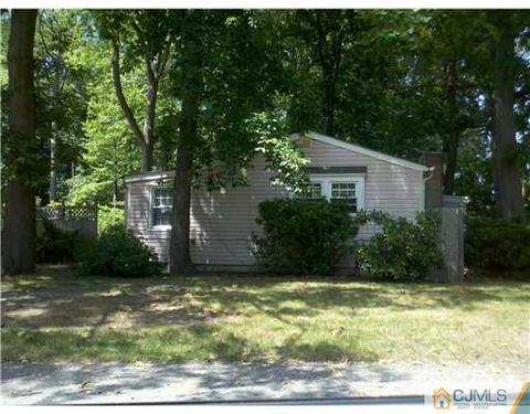 3 Doyle Rd, Matawan, NJ 07747 photo 1