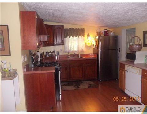3 Doyle Rd, Matawan, NJ 07747 photo 5