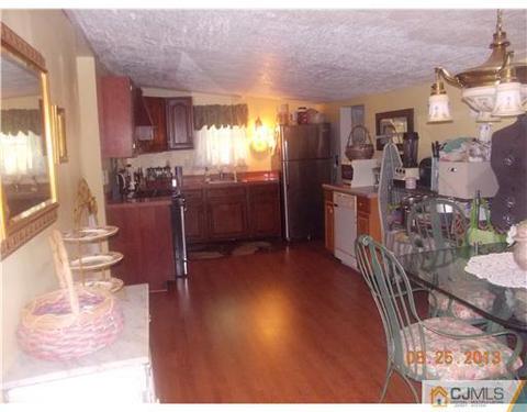 3 Doyle Rd, Matawan, NJ 07747 photo 4