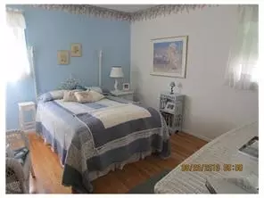 104 Calvert Ave, Edison, NJ 08820 photo 5