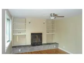 306 Walnut St, Middlesex, NJ 08846 photo 3