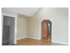306 Walnut St, Middlesex, NJ 08846 photo 8