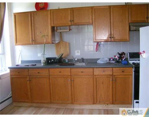240 Shepherd Ave, Middlesex, NJ 08846 photo 8