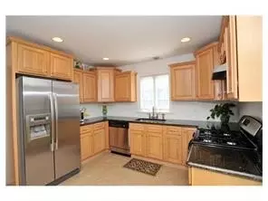 10 Mathiasen Pl, NJ 07747 photo 4