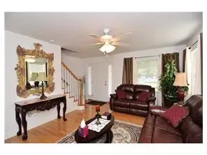 10 Mathiasen Pl, NJ 07747 photo 3