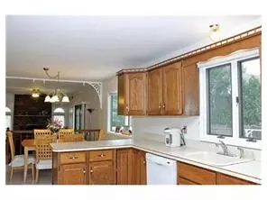 4 Rainbow Ct, Edison, NJ 08820 photo 15