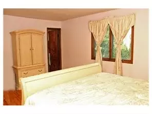 4 Rainbow Ct, Edison, NJ 08820 photo 19