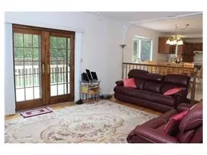 4 Rainbow Ct, Edison, NJ 08820 photo 17