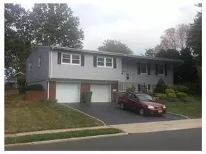 46 Harmon Rd, Edison, NJ 08837 photo 2
