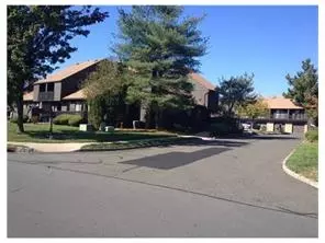 3 Westgate Dr, Edison, NJ 08820 photo 3