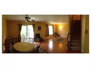 24 Snowflake Ln, Edison, NJ 08820 photo 1