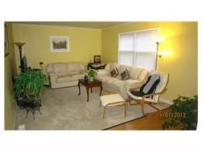 24 Roxy Ave, Edison, NJ 08820 photo 4