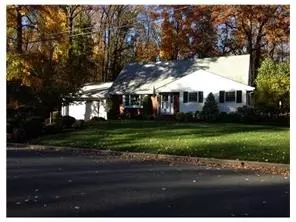 6 Golf Rd, Edison, NJ 08820 photo 1