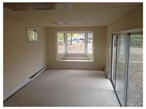 4 High St, Helmetta, NJ 08828 photo 6