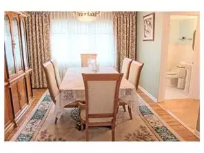 9 Diamond Dr, Edison, NJ 08820 photo 3