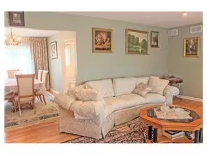 9 Diamond Dr, Edison, NJ 08820 photo 12