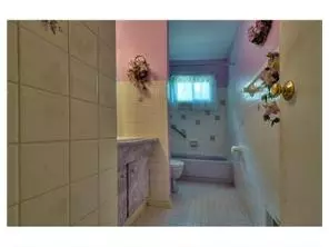 33 Pinehurst Dr, NJ 08512 photo 18