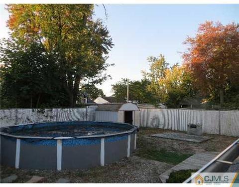 47 Violet Pl, Edison, NJ 08817 photo 3