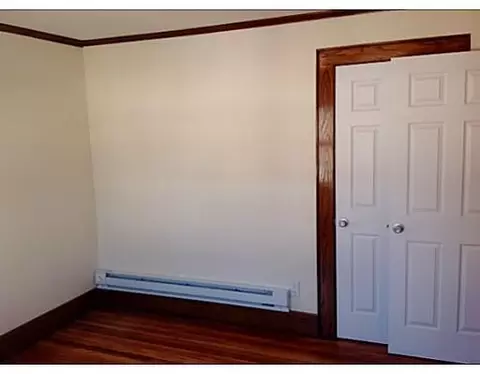 606 E 3rd Ave, Roselle, NJ 07203 photo 9