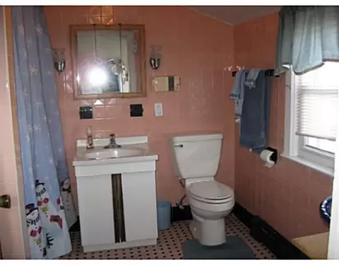 439 Harris Ave, Middlesex, NJ 08846 photo 17