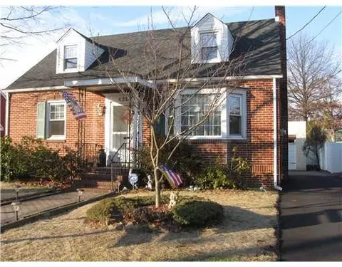 439 Harris Ave, Middlesex, NJ 08846 photo 1