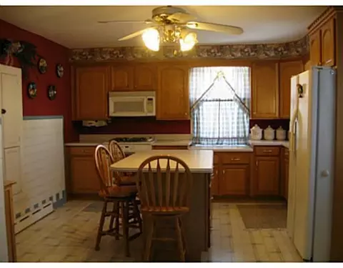 439 Harris Ave, Middlesex, NJ 08846 photo 8