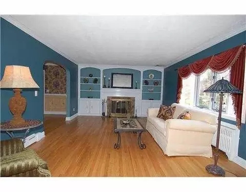 75 King St, Edison, NJ 08820 photo 3