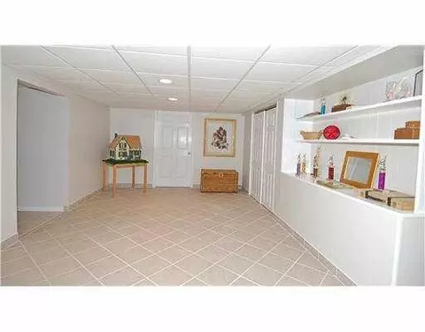 75 King St, Edison, NJ 08820 photo 21