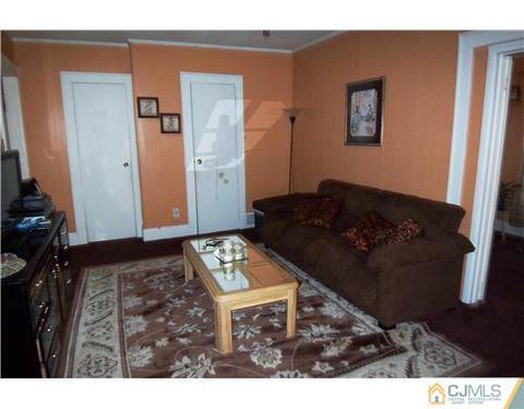 417 Bound Brook Rd, Middlesex, NJ 08846 photo 2