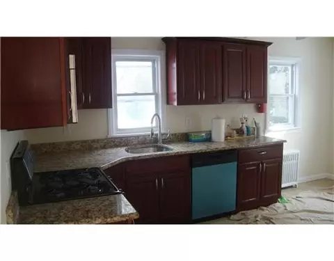 310 D St, Middlesex, NJ 08846 photo 6
