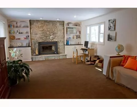 11 Devon Rd, Edison, NJ 08820 photo 4