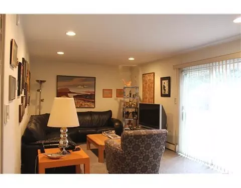 35 Hazel Ave, Edison, NJ 08820 photo 10
