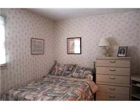 35 Hazel Ave, Edison, NJ 08820 photo 7
