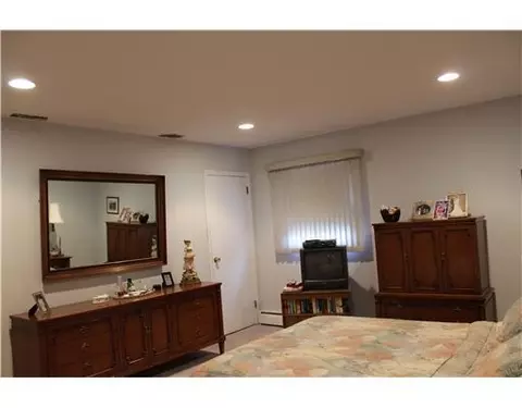 35 Hazel Ave, Edison, NJ 08820 photo 12