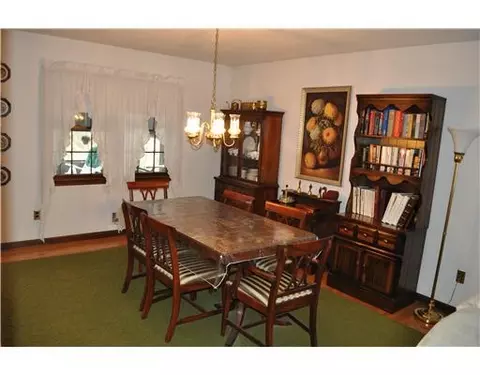 48 Smith Rd, East Franklin, NJ 08873 photo 5
