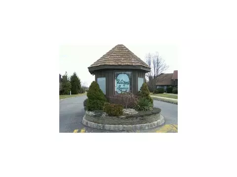 105 Westgate Dr, Edison, NJ 08820 photo 2