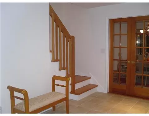 2 Mindy Rd, Edison, NJ 08820 photo 3