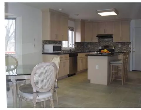 2 Mindy Rd, Edison, NJ 08820 photo 9