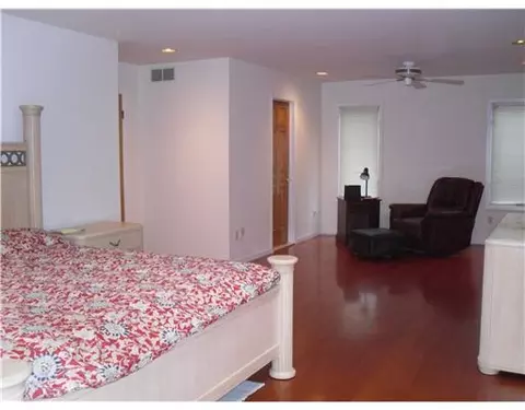 2 Mindy Rd, Edison, NJ 08820 photo 16