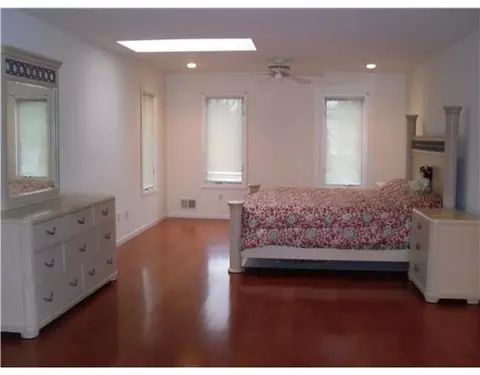 2 Mindy Rd, Edison, NJ 08820 photo 15