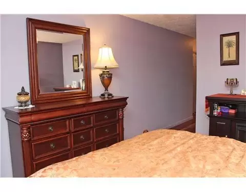 174 Westgate Dr, Edison, NJ 08820 photo 16