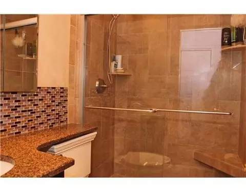 174 Westgate Dr, Edison, NJ 08820 photo 17