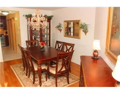 174 Westgate Dr, Edison, NJ 08820 photo 7