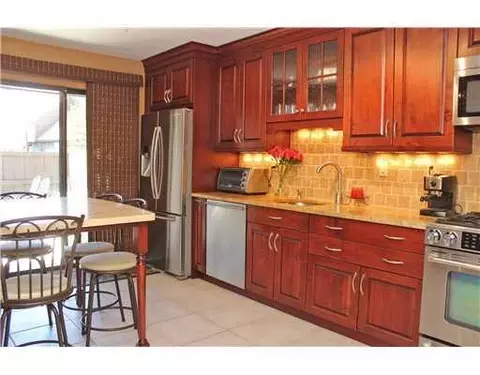 174 Westgate Dr, Edison, NJ 08820 photo 9