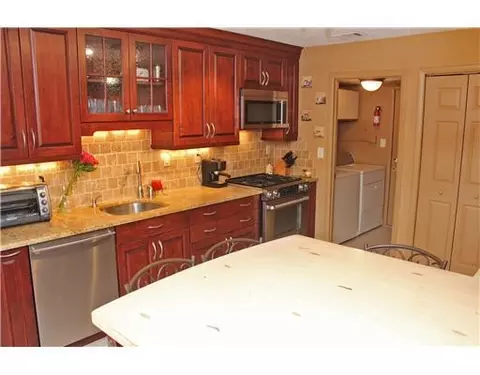 174 Westgate Dr, Edison, NJ 08820 photo 10