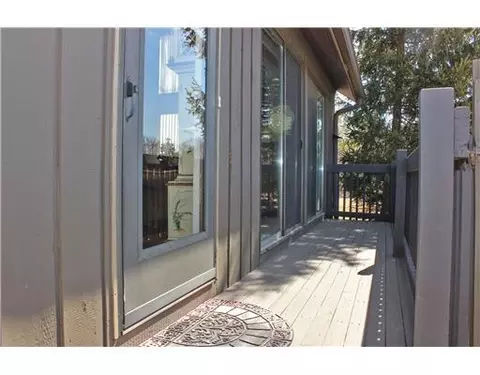 174 Westgate Dr, Edison, NJ 08820 photo 2