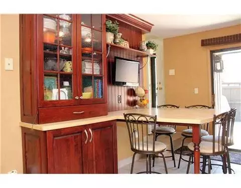 174 Westgate Dr, Edison, NJ 08820 photo 11